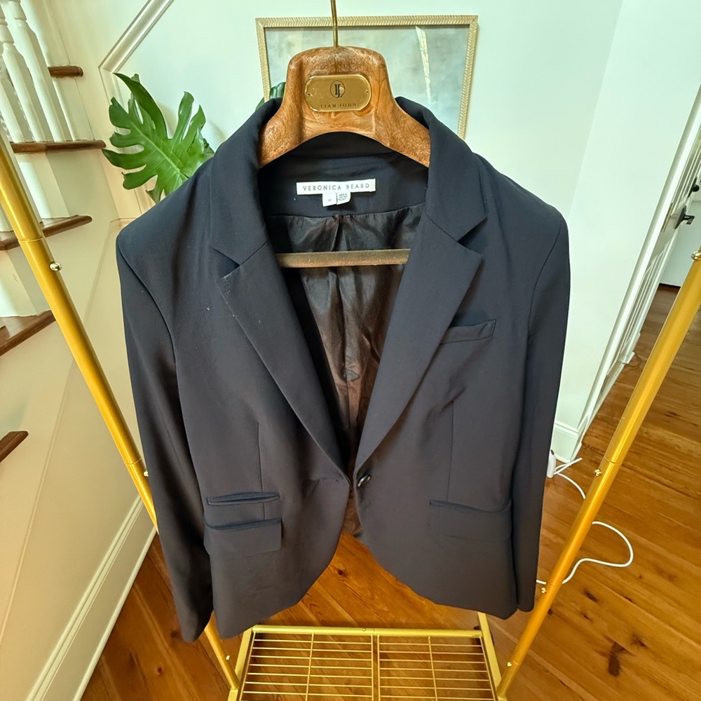 Veronica Beard Dickey Elegant Navy Blazer